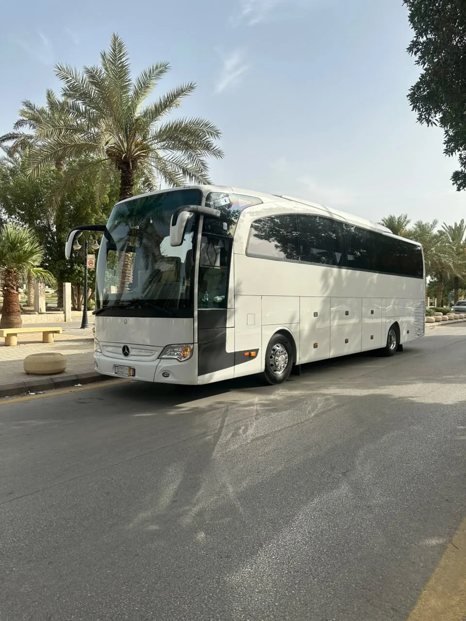 باص كراسي طيارة 30 مقعد